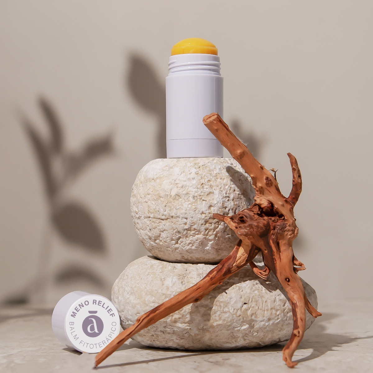 Menorelief - Balm com fitormônios vegetais para equilíbrio e bem estar feminino